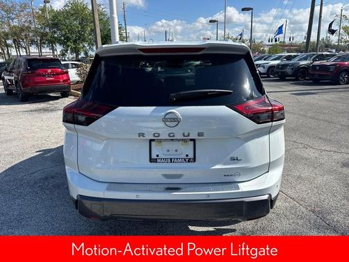2025 Nissan Rogue SL