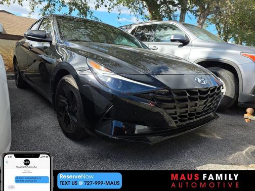 2023 Hyundai ELANTRA SEL