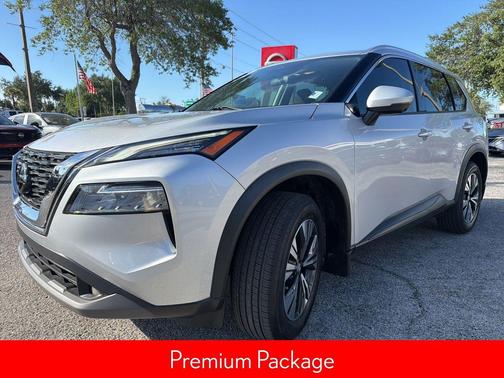 Brilliant Silver Metallic 2021 Nissan Rogue SV