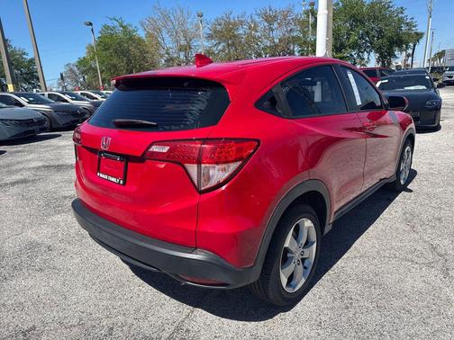 2017 Honda HR-V LX