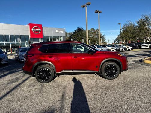 2026 Nissan Rogue Dark Armor