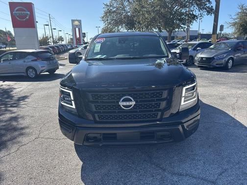 2024 Nissan Titan SV