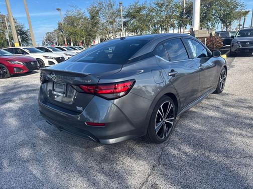 2020 Nissan Sentra SR
