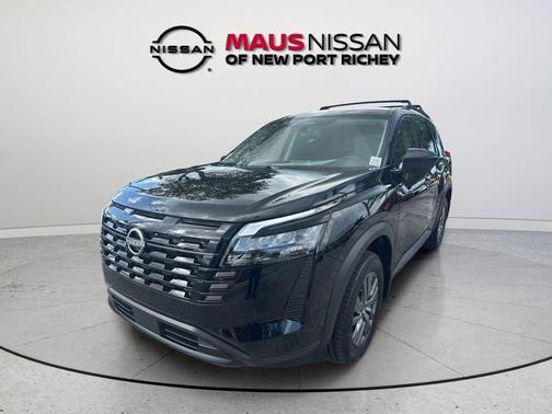 Super Black 2026 Nissan Pathfinder SV