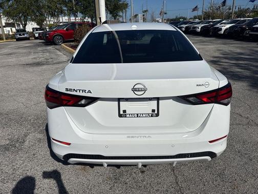 2025 Nissan Sentra SV