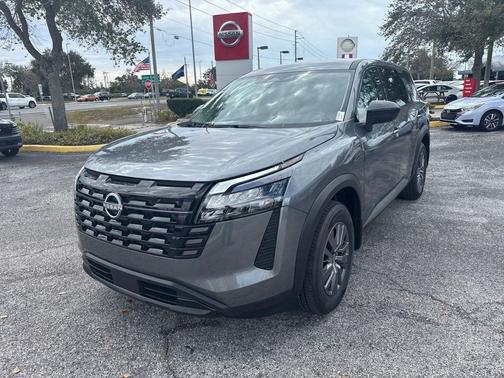 2026 Nissan Pathfinder S