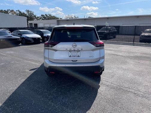 2025 Nissan Rogue S