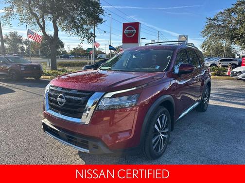 2023 Nissan Pathfinder Platinum 4WD