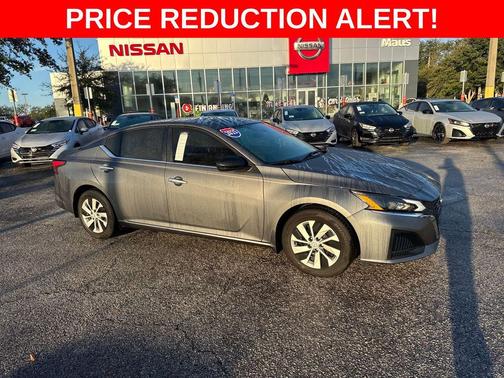 Gun Metallic 2025 Nissan Altima S FWD