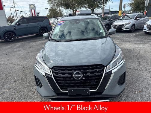 2023 Nissan Kicks SV