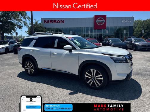 Everest White Pearl Tricoat 2025 Nissan Pathfinder Platinum FWD