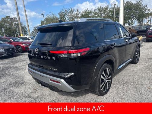 2025 Nissan Pathfinder Platinum FWD