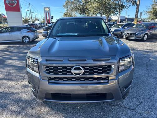 2026 Nissan Frontier SV