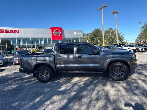 2026 Nissan Frontier SV