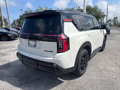 Aspen White/Super Black 2026 Nissan Armada PRO-4X