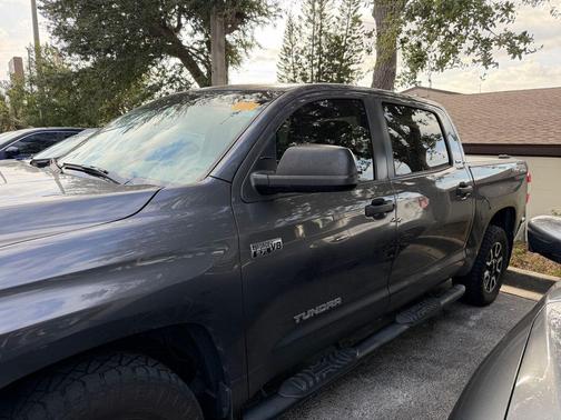 2019 Toyota Tundra SR5