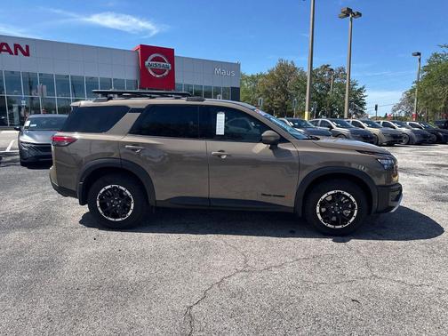 2025 Nissan Pathfinder Rock Creek 4WD