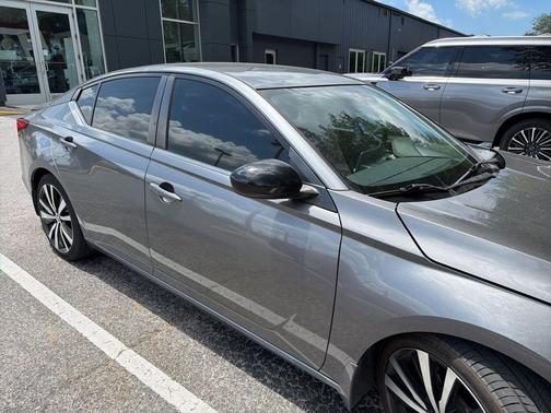Gun Metallic 2020 Nissan Altima SR FWD