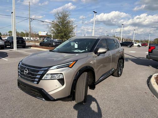 Champagne Silver Metallic 2026 Nissan Rogue Platinum