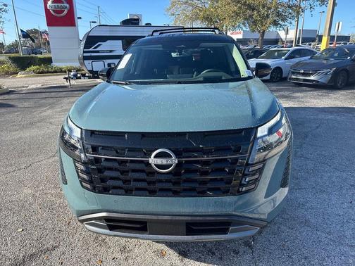 2026 Nissan Pathfinder Platinum