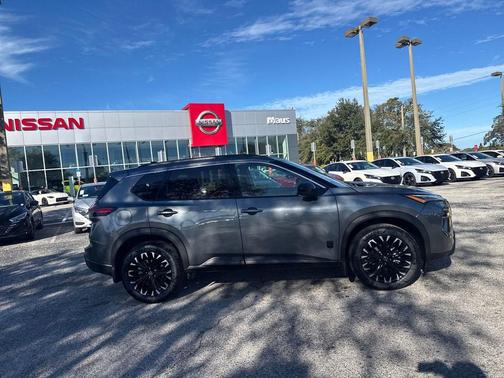 2026 Nissan Rogue Dark Armor