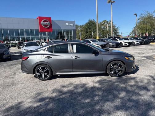 2021 Nissan Sentra SR