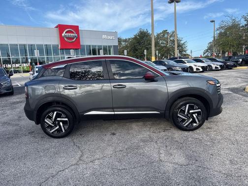 2026 Nissan Kicks SV