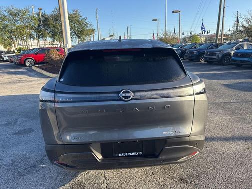 2025 Nissan Murano SL