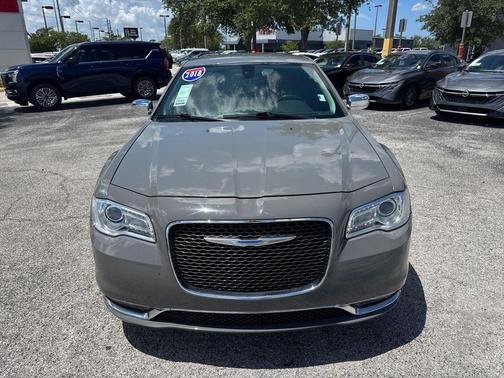 Ceramic Grey Clearcoat 2018 Chrysler 300 Limited