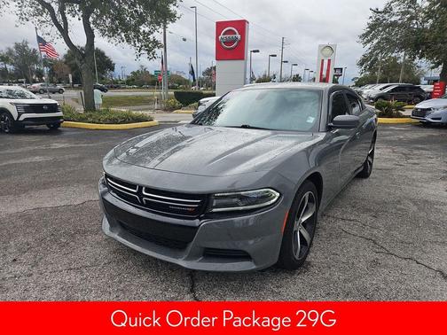 2017 Dodge Charger SE