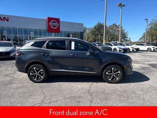 2024 Kia Sportage EX