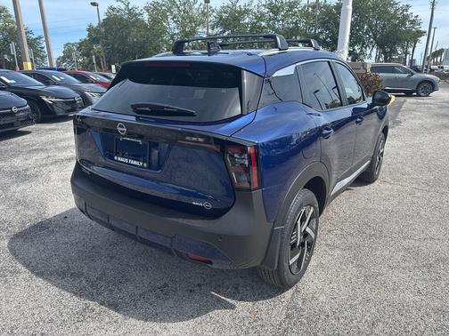 Deep Blue Pearl 2026 Nissan Kicks SV