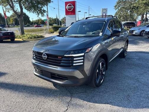 2026 Nissan Kicks SR