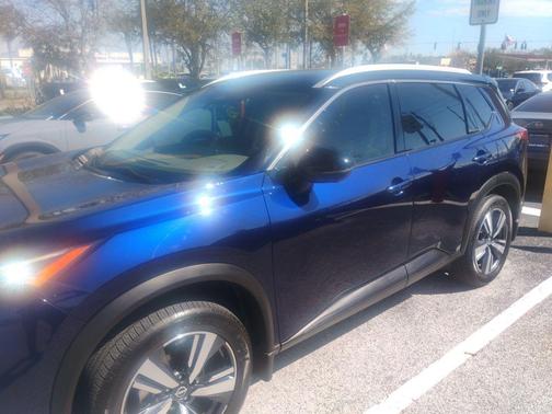 2024 Nissan Rogue SL