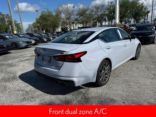 2024 Nissan Altima SR VC-Turbo FWD