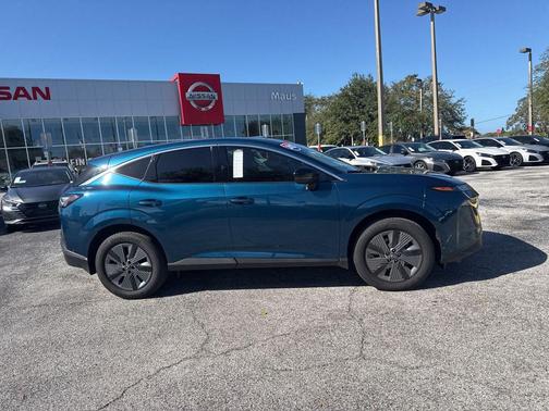 2025 Nissan Murano SL