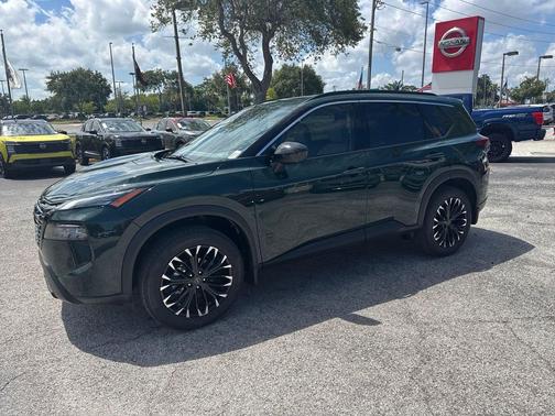 Obsidian Green 2026 Nissan Rogue Dark Armor