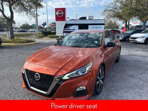 2020 Nissan Altima SR FWD