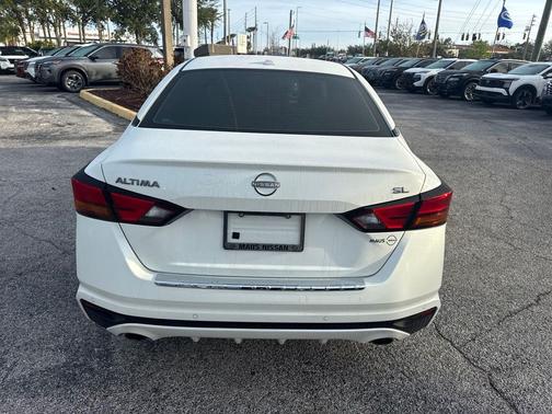 2023 Nissan Altima 2.5 SL