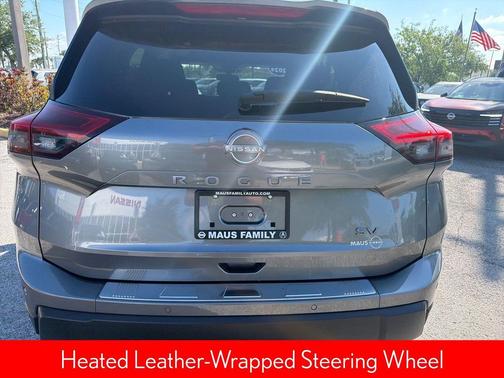 Gun Metallic 2024 Nissan Rogue SV