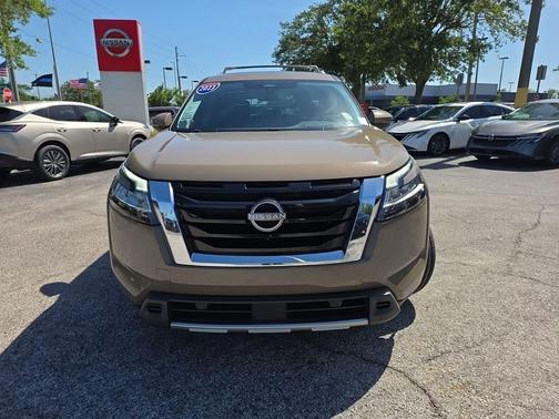 Baja Storm 2023 Nissan Pathfinder Platinum 4WD