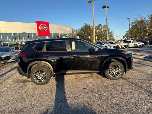 Super Black 2021 Nissan Rogue S