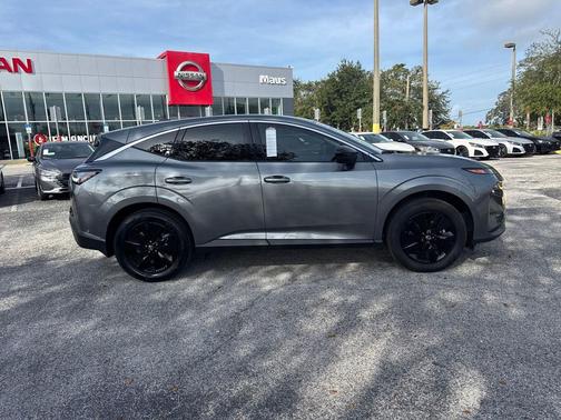 2025 Nissan Murano SV