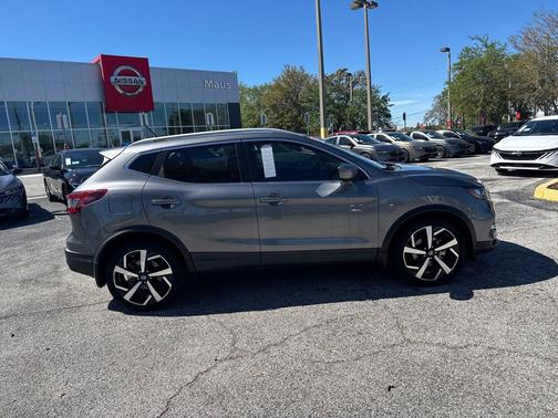 2022 Nissan Rogue Sport SL