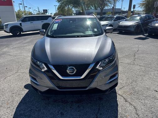 Gun Metallic 2022 Nissan Rogue Sport SL