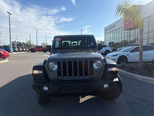 2021 Jeep Gladiator Sport