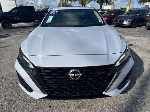 Gray Sky Pearl 2024 Nissan Altima SR FWD
