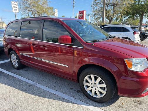 2015 Chrysler Town & Country Touring