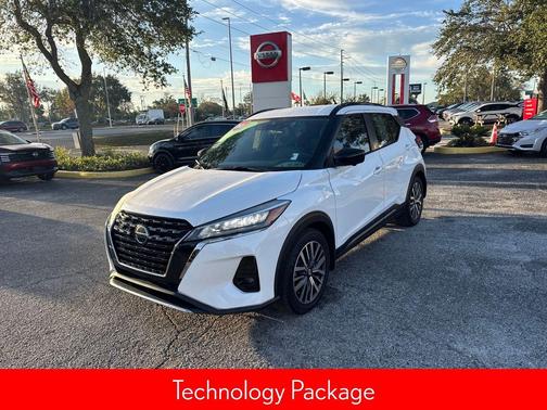 2021 Nissan Kicks SR