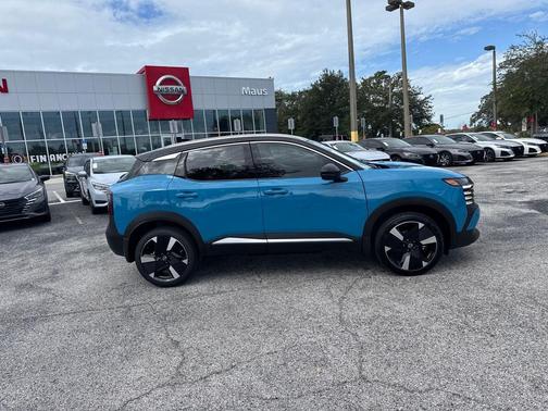 2026 Nissan Kicks SR